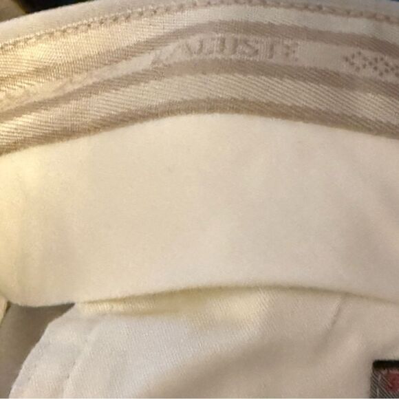 Lacoste light grey Trousers with Gold Button size 38 x 32” polyester - Picture 9 of 9